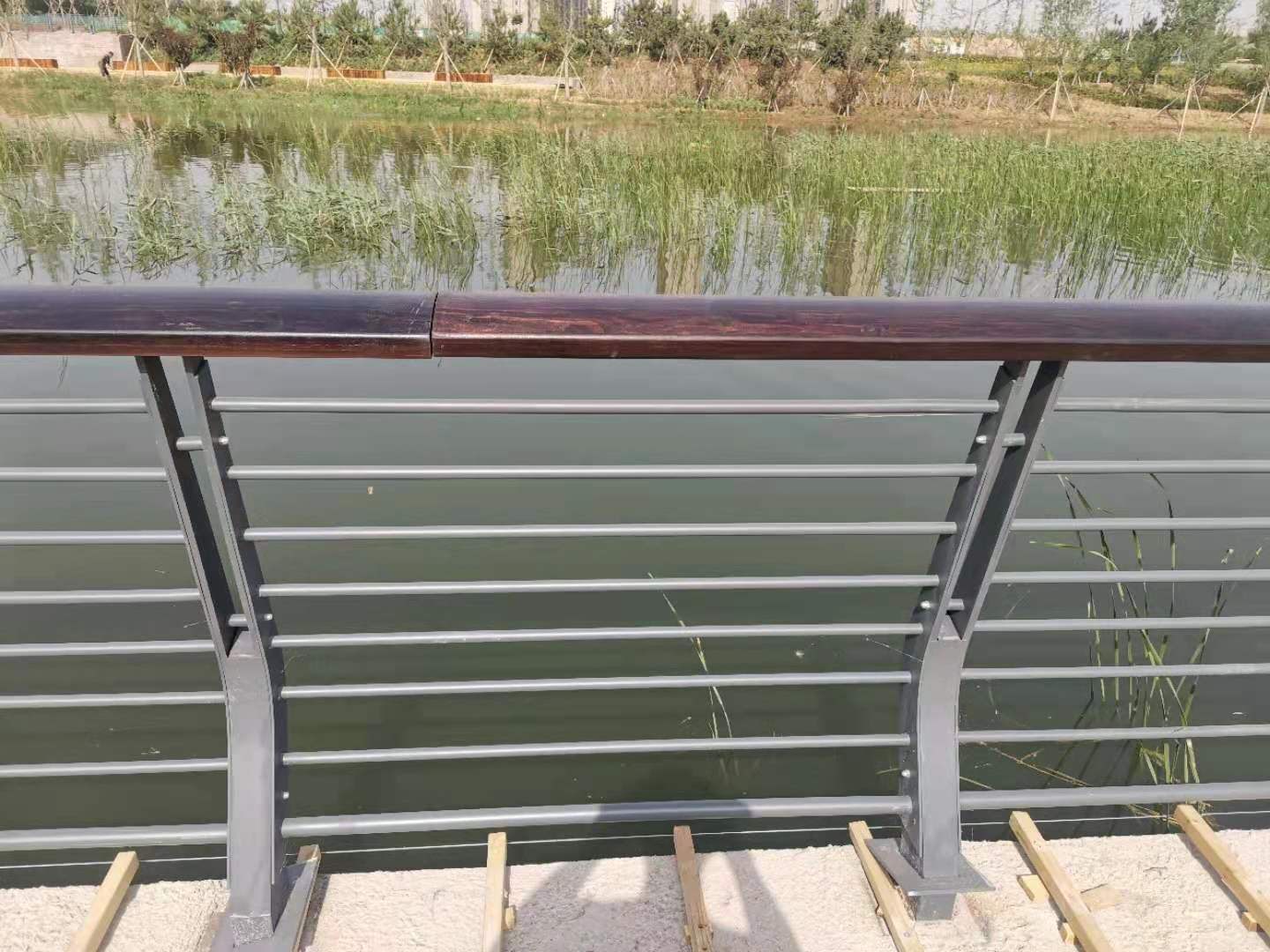 德州市桥梁防撞护栏河道护栏 - 排名